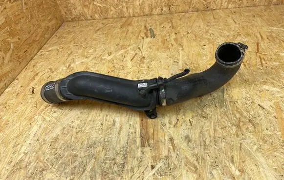 Porsche Cayenne (92A) Intercooler hose/pipe 7P0145709 7P0145795 7P0145972D