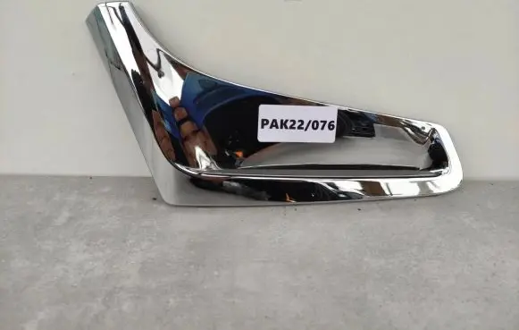 BMW 7 G11 G12 Front arch trim 51137347378