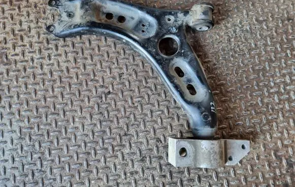 Audi A3 S3 A3 Sportback 8P Front lower control arm/wishbone