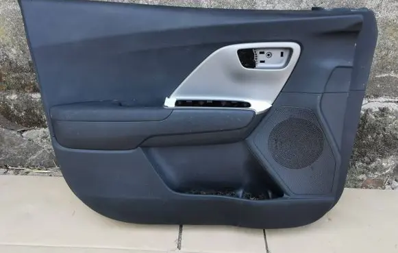 KIA Niro Front door card panel trim 82311G5000