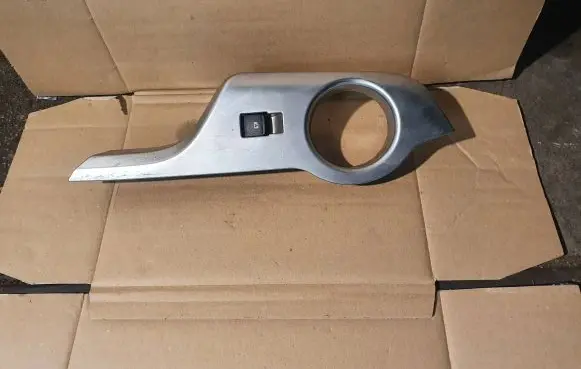 Toyota RAV 4 (XA30) Electric window control switch 74271 F4010