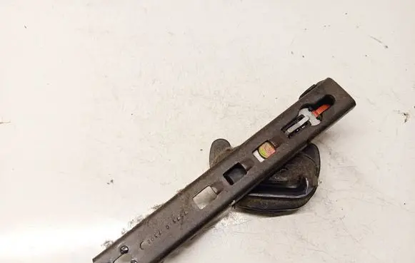 Peugeot 307 Seat belt adjustment rail 