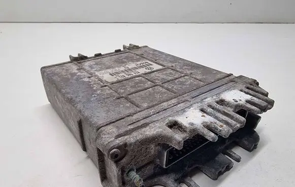 Volkswagen Transporter - Caravelle T4 Engine control unit/module 074906021L 28SA3339 0281001640
