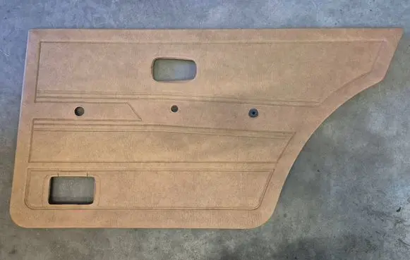 Volkswagen Jetta I Rear door card panel trim 173857