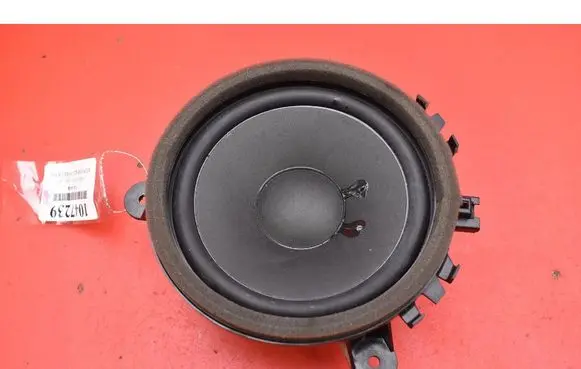 Volvo V60 Subwoofer speaker 30657445