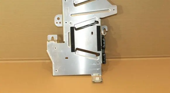 BMW 2 G42 Sound amplifier holder/bracket 6847562