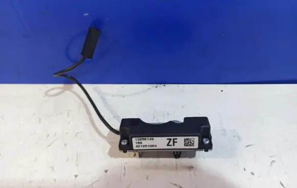 Saab 9-5 Aerial antenna filter 13256149