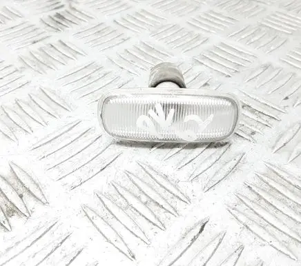 Audi A3 S3 8L Front fender indicator light
