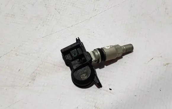Lexus NX Tire pressure sensor CCAJ17LP5800T1