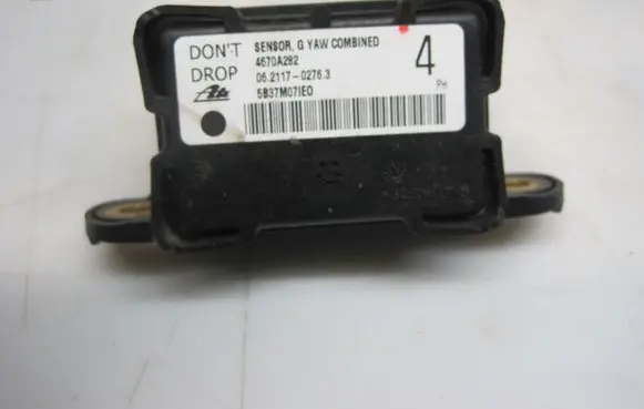 Citroen C-Crosser ESP acceleration yaw rate sensor 4670A282