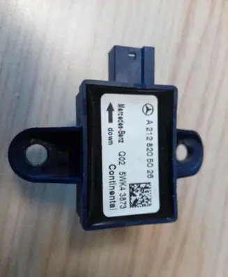 Mercedes-Benz E W212 Airbag deployment crash/impact sensor A2128205026 AF146