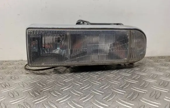 Chevrolet Blazer Headlight/headlamp 16524627