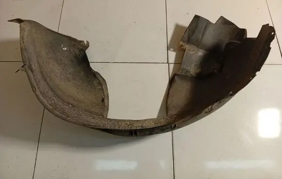 Volvo V70 Front wheel arch liner splash guards 30678119