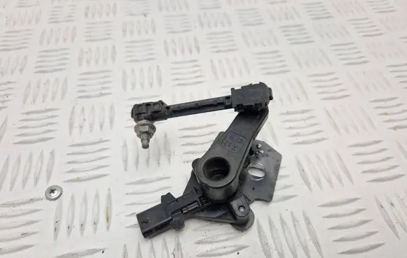 Peugeot 308 Headlight/headlamp level sensor 9826684080