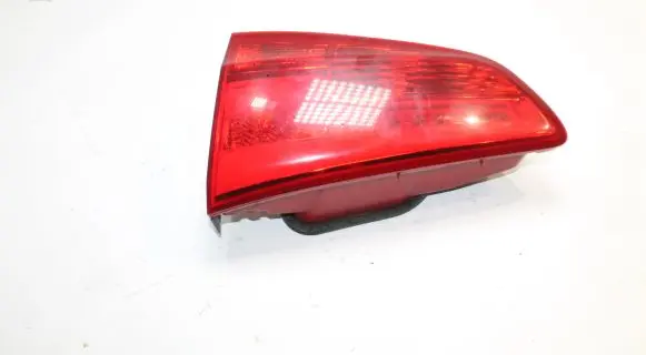 KIA Ceed Tailgate rear/tail lights 92404A23