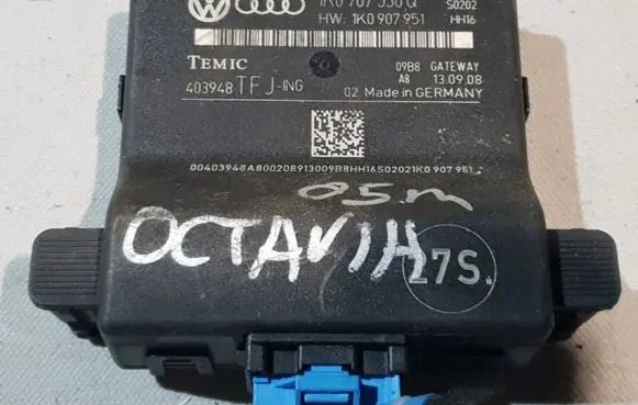 Skoda Octavia Mk2 (1Z) Other control units/modules 1K0907530Q