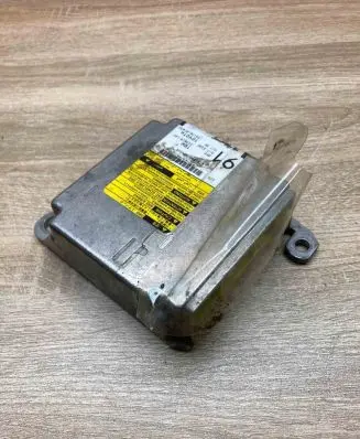 Toyota Corolla Verso E121 Airbag control unit/module 891700F032 213819107