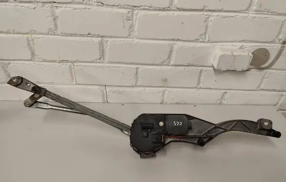 Mercedes-Benz CLS C219 Front wiper linkage and motor A2198200140