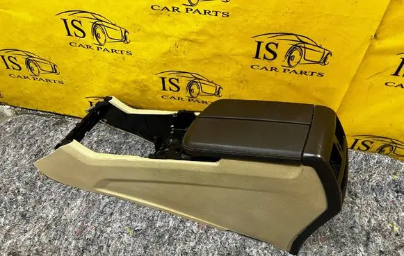 Mercedes-Benz GLS X166 Center console 