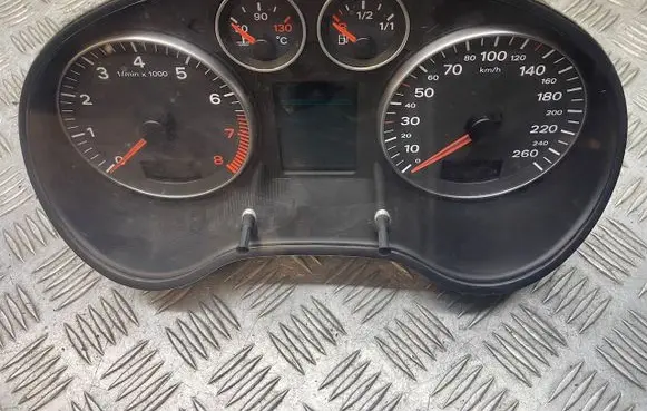 Audi A3 S3 A3 Sportback 8P Speedometer (instrument cluster) 8P0920931F 81071521