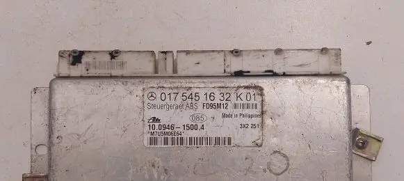 Mercedes-Benz C W202 ABS control unit/module 0175451632 M7U5M06E64 10094615004