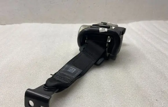 BMW X1 F48 F49 Rear seatbelt 7425072 34203309C