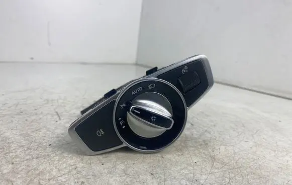 Mercedes-Benz E W213 Light switch A2229055508 10137012