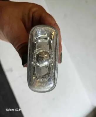 Audi A4 S4 B7 8E 8H Front fender indicator light 8E0949127