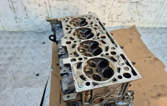 Audi A4 S4 B6 8E 8H Engine head 079103373G 079064N 079103459E