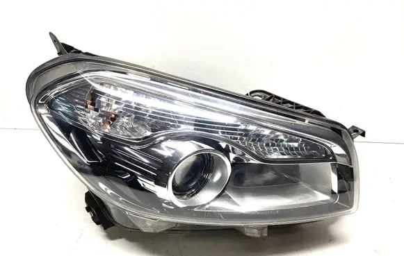 Nissan Qashqai Headlight/headlamp 26010BR61B 1LL01033534