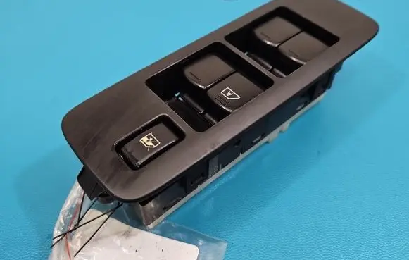 Nissan Qashqai Electric window control switch 25401BB65B IMPRK1555755