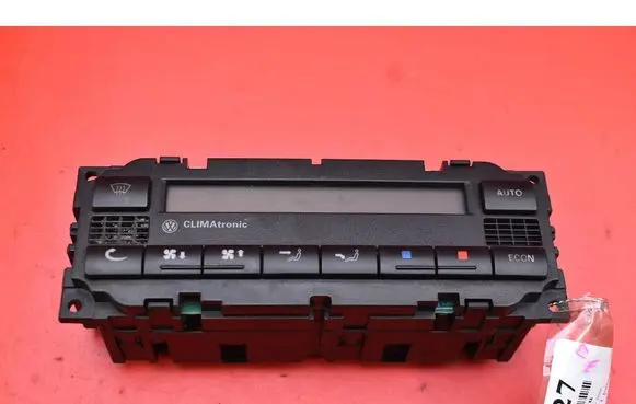 Volkswagen PASSAT B5.5 Climate control unit 3B1907044H