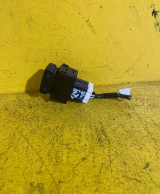 Nissan X-Trail T30 Seat control switch 