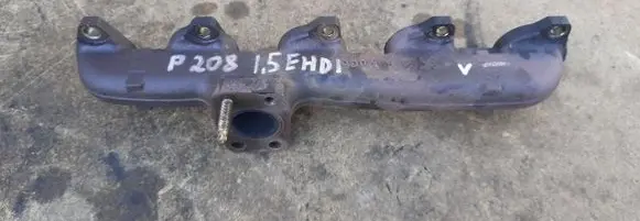 Peugeot 208 Exhaust manifold