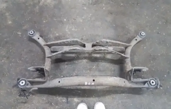 Volkswagen PASSAT B6 Rear subframe 