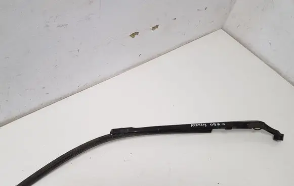 Toyota Avensis T270 Windshield/front glass wiper blade 