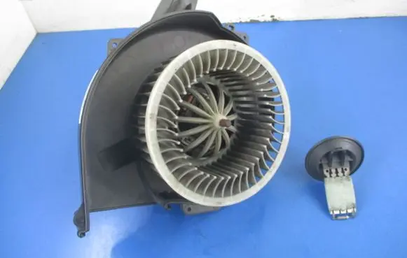 Volkswagen Fox Heater fan/blower 6Q1819015G