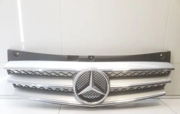 Mercedes-Benz Vito Viano W639 Front bumper upper radiator grill A6398880123