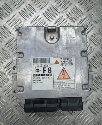 Nissan X-Trail T30 Engine control unit/module 23710EQ405 2758003802 5800380