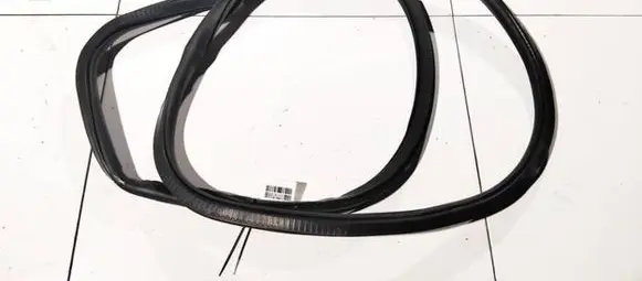 Jeep Renegade Rubber seal front coupe door 