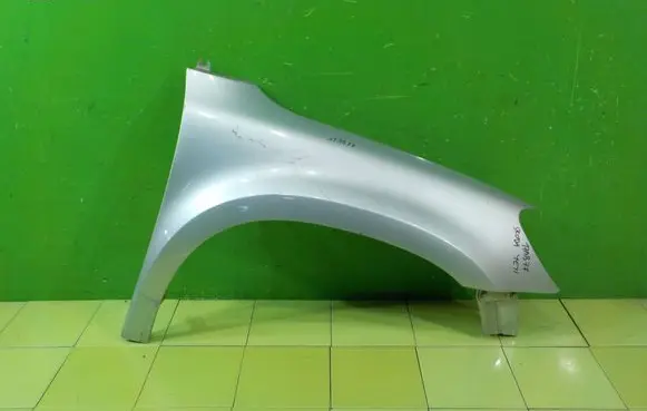 Skoda Yeti (5L) Fender PRZOD PRAWY