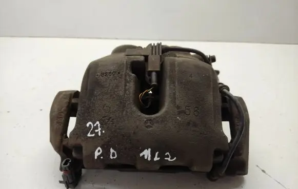 Mercedes-Benz ML W164 Front brake caliper 8260 A1645404633