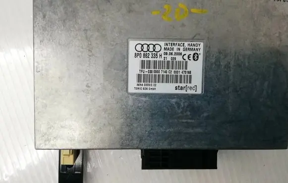 Audi A4 S4 B7 8E 8H Bluetooth control unit module 8E08623 A6N400051CC2