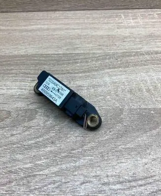 Audi A6 S6 C5 4B Airbag deployment crash/impact sensor 4B0959643A