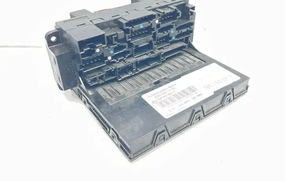 Mercedes-Benz C W203 Fuse module 2095451101 5DK00848511