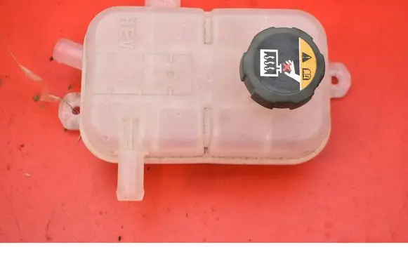 Coolant expansion tank/reservoir
