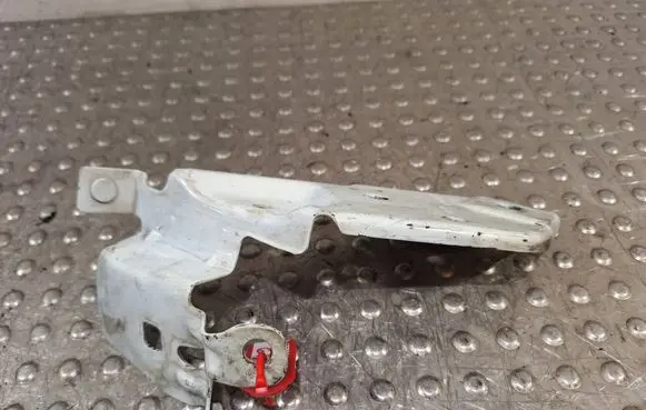 Renault Captur Fender mounting bracket S25062274 620439328