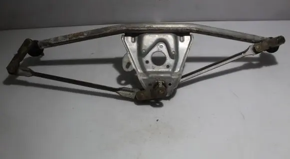 Renault Kangoo I Front wiper linkage 