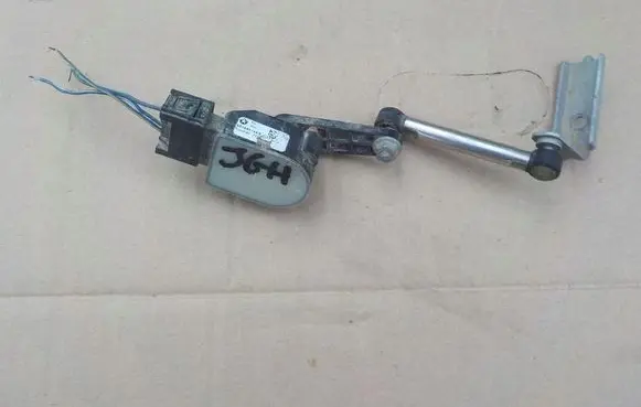 Jeep Grand Cherokee Headlight/headlamp level sensor 15160101431