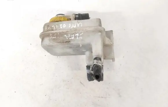 Alfa Romeo 156 Brake fluid reservoir 